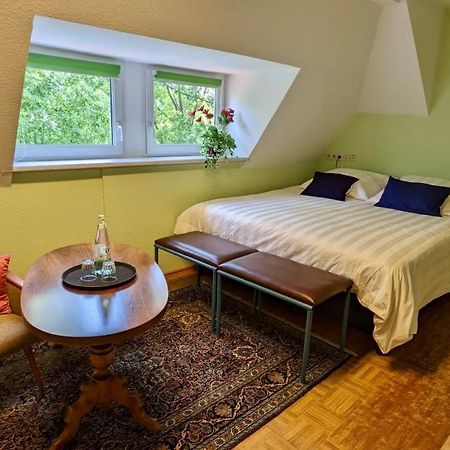Grosse Ferienwohnung Mit Loggia Und Garten In Cottbus Luaran gambar