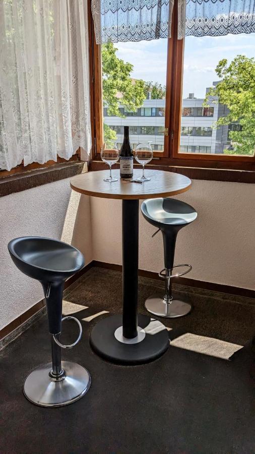 Grosse Ferienwohnung Mit Loggia Und Garten In Cottbus Luaran gambar